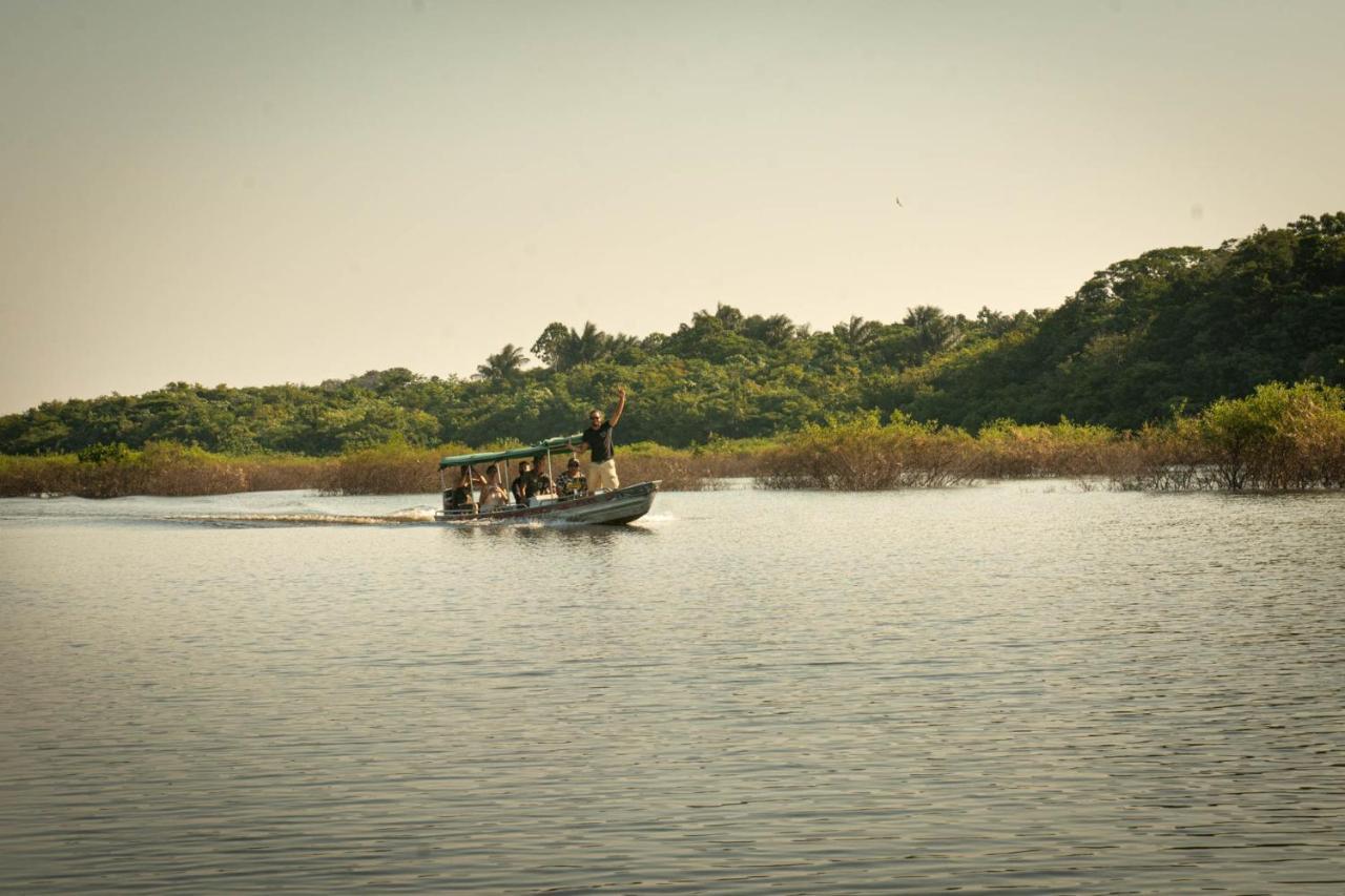 Amazonia Lodge Exxperience Paricatuba Экстерьер фото